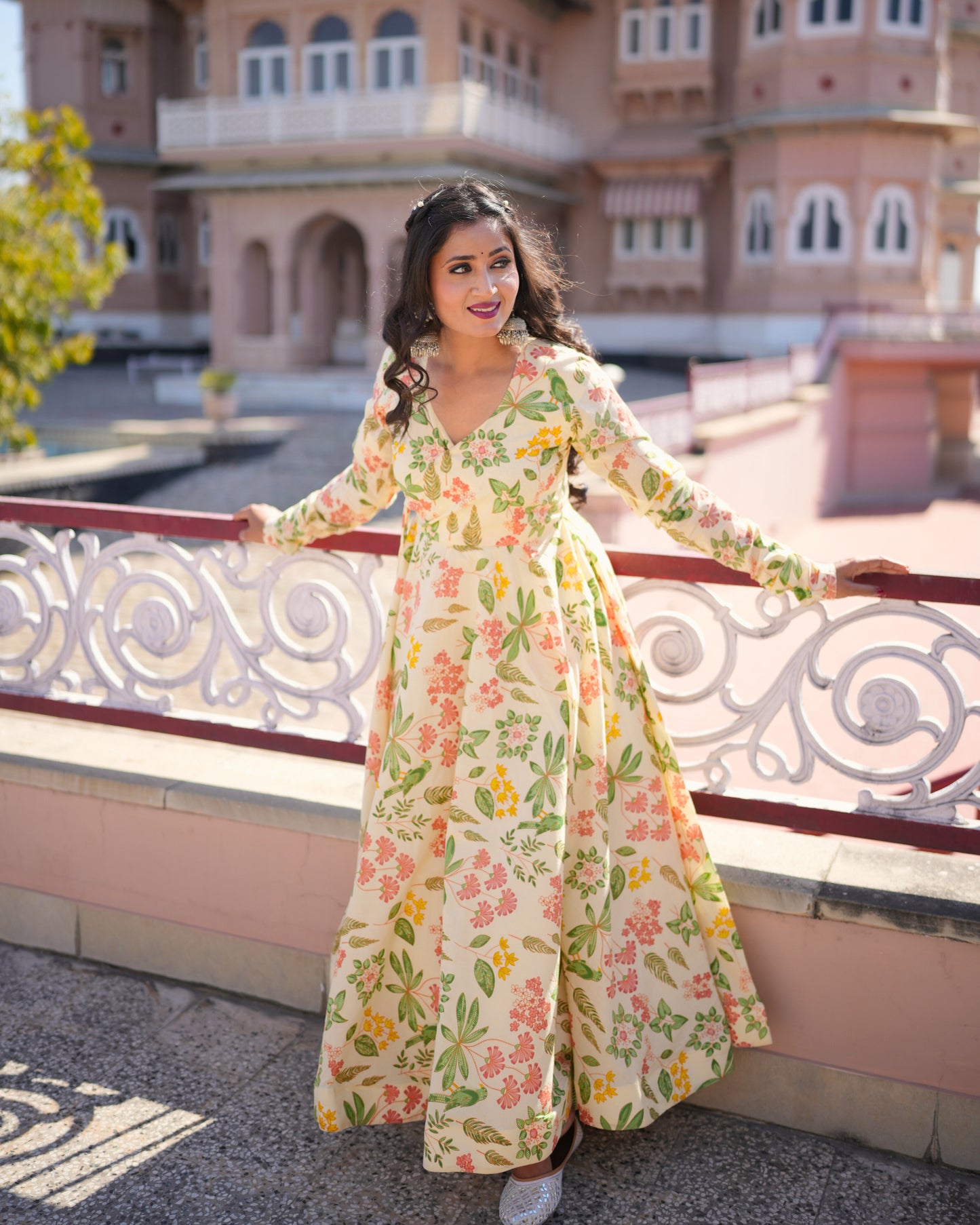 CREAM FLORAL ANARKALI SUIT SET