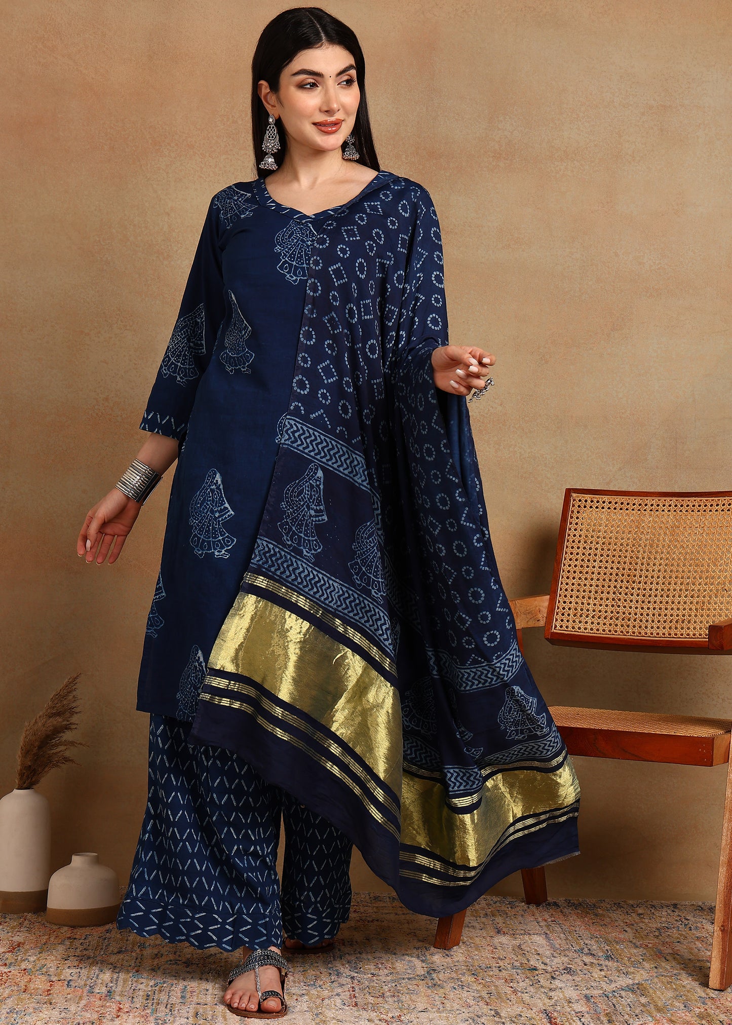 INDIGO PRINTED STRAIGHT SUIT