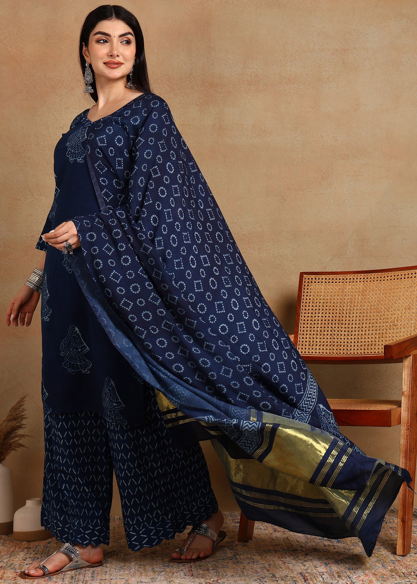 INDIGO PRINTED STRAIGHT SUIT