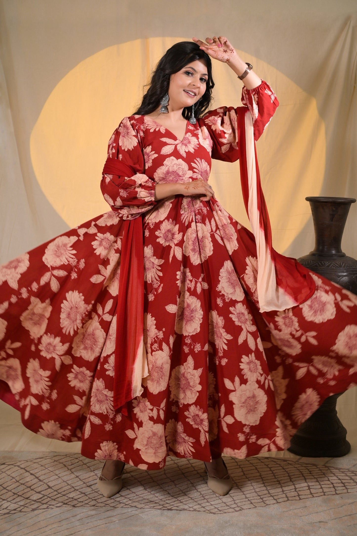 CRIMSON BLOOM PUFFED SLEEVES SUIT SET