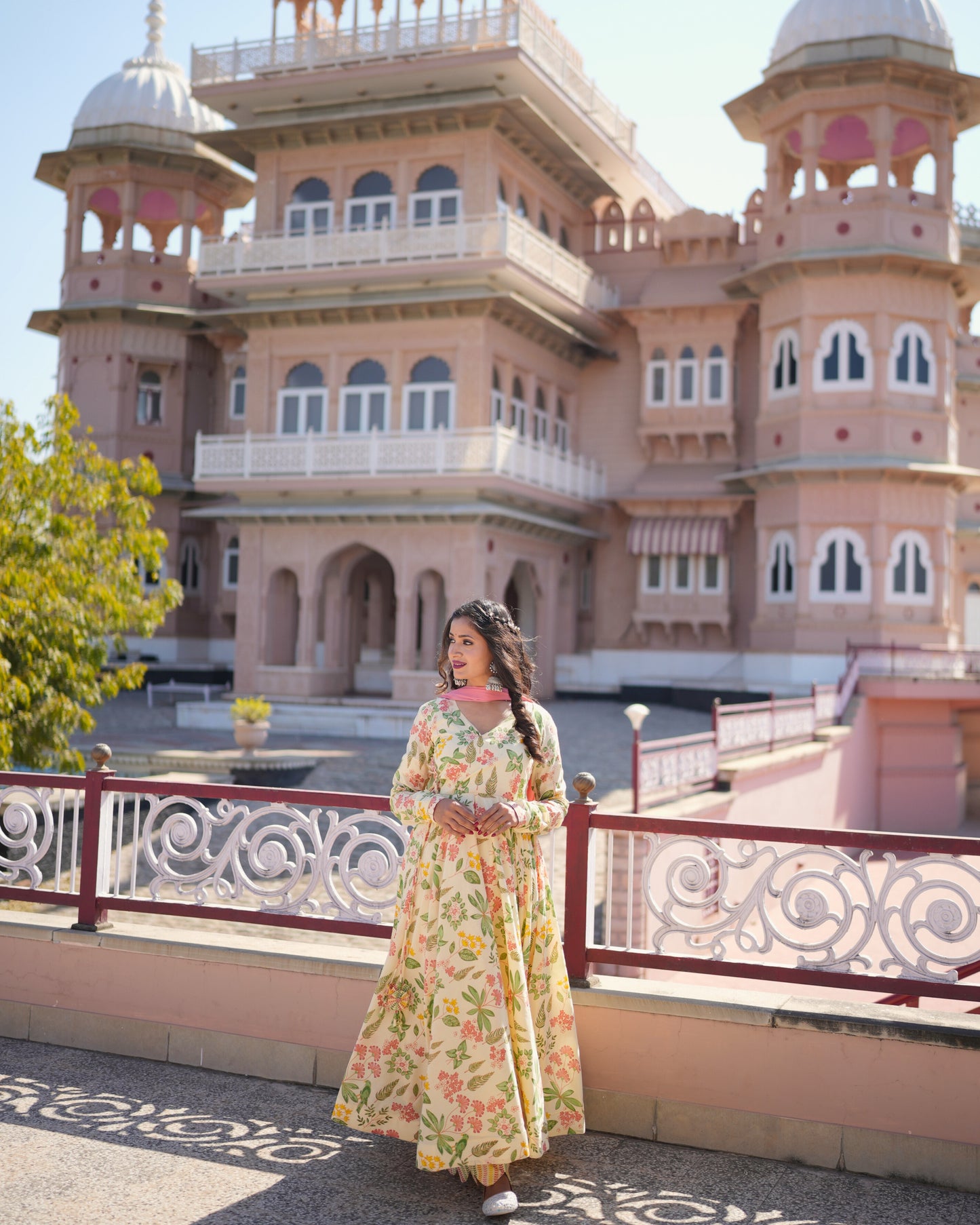 CREAM FLORAL ANARKALI SUIT SET