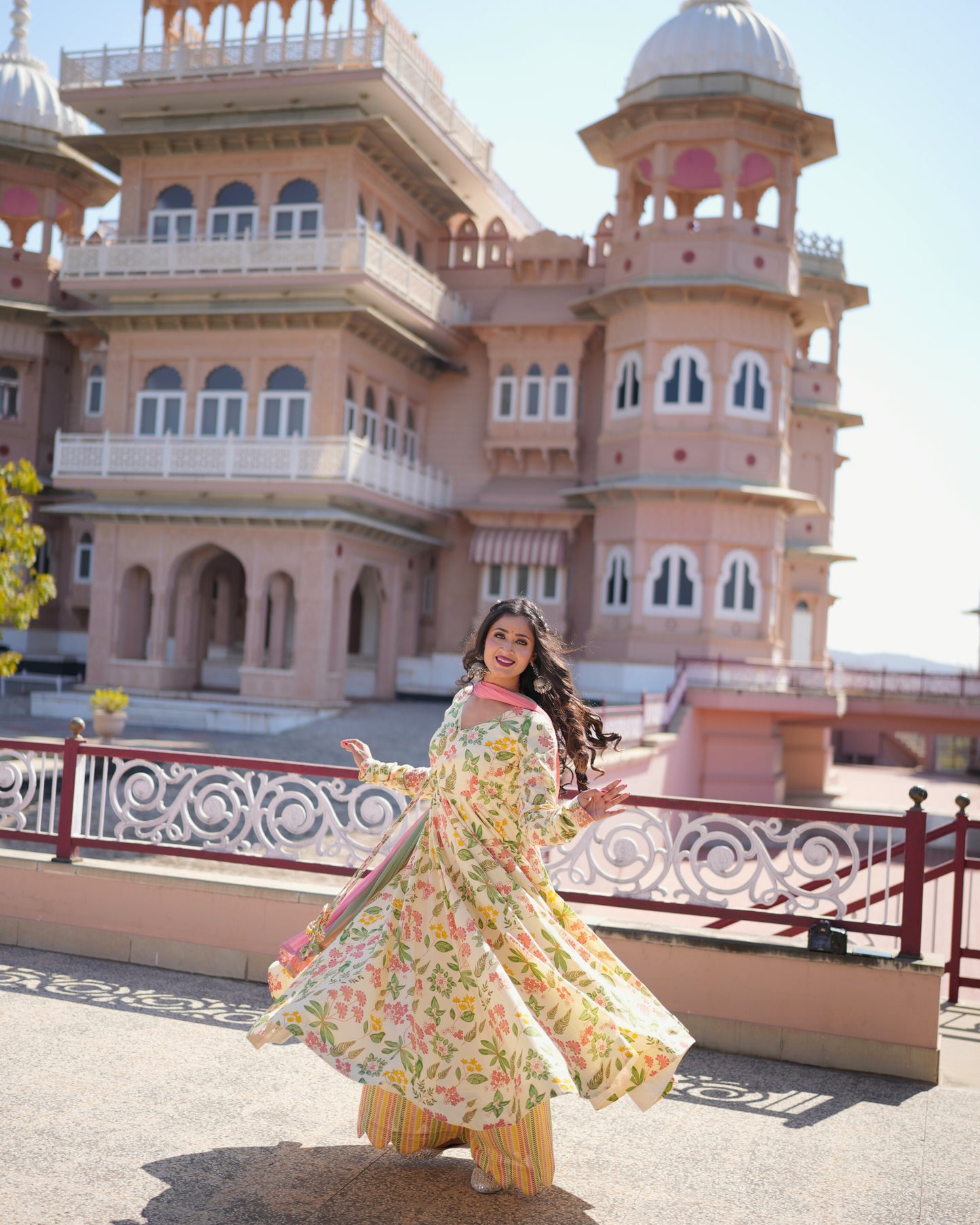 CREAM FLORAL ANARKALI SUIT SET