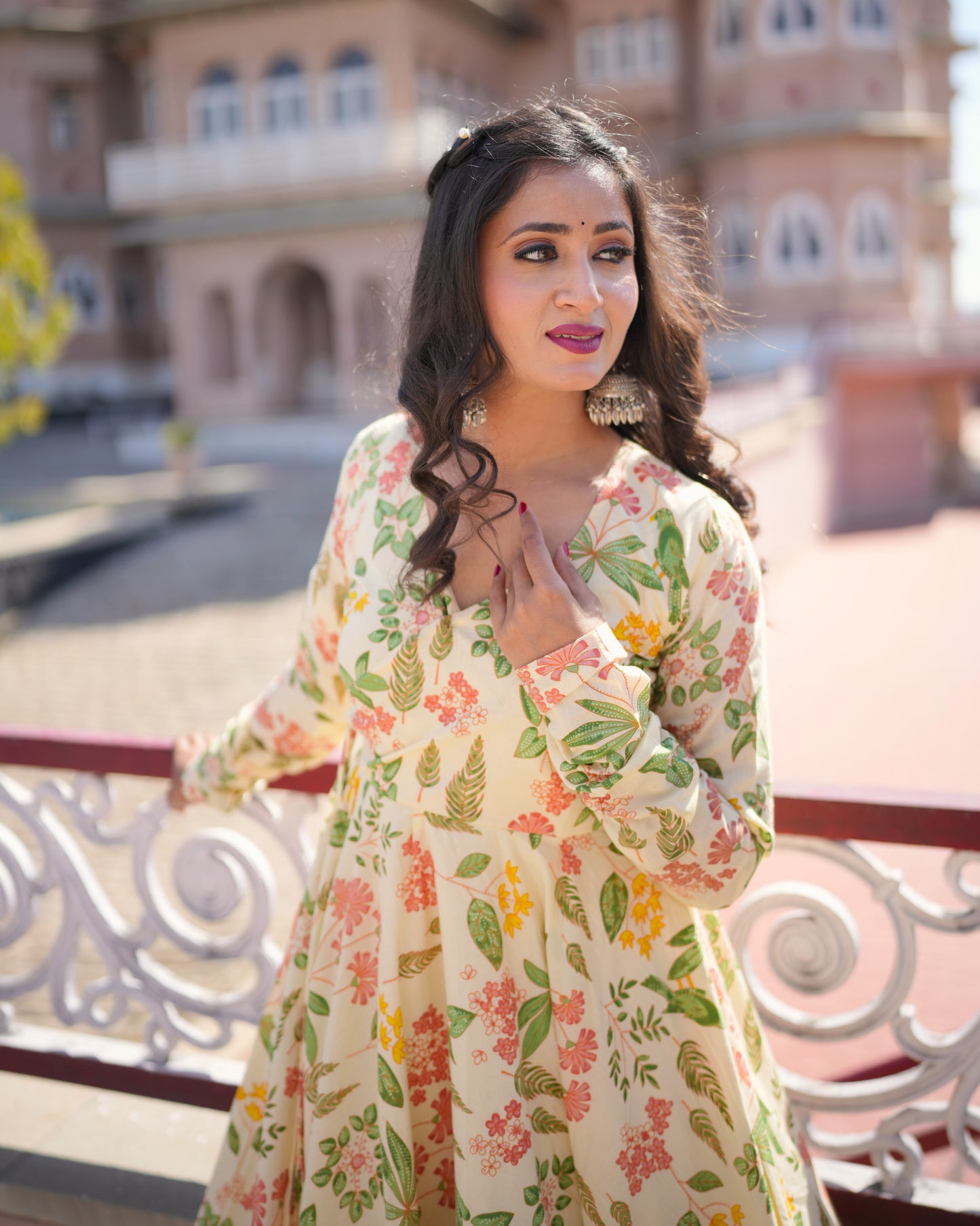 CREAM FLORAL ANARKALI SUIT SET