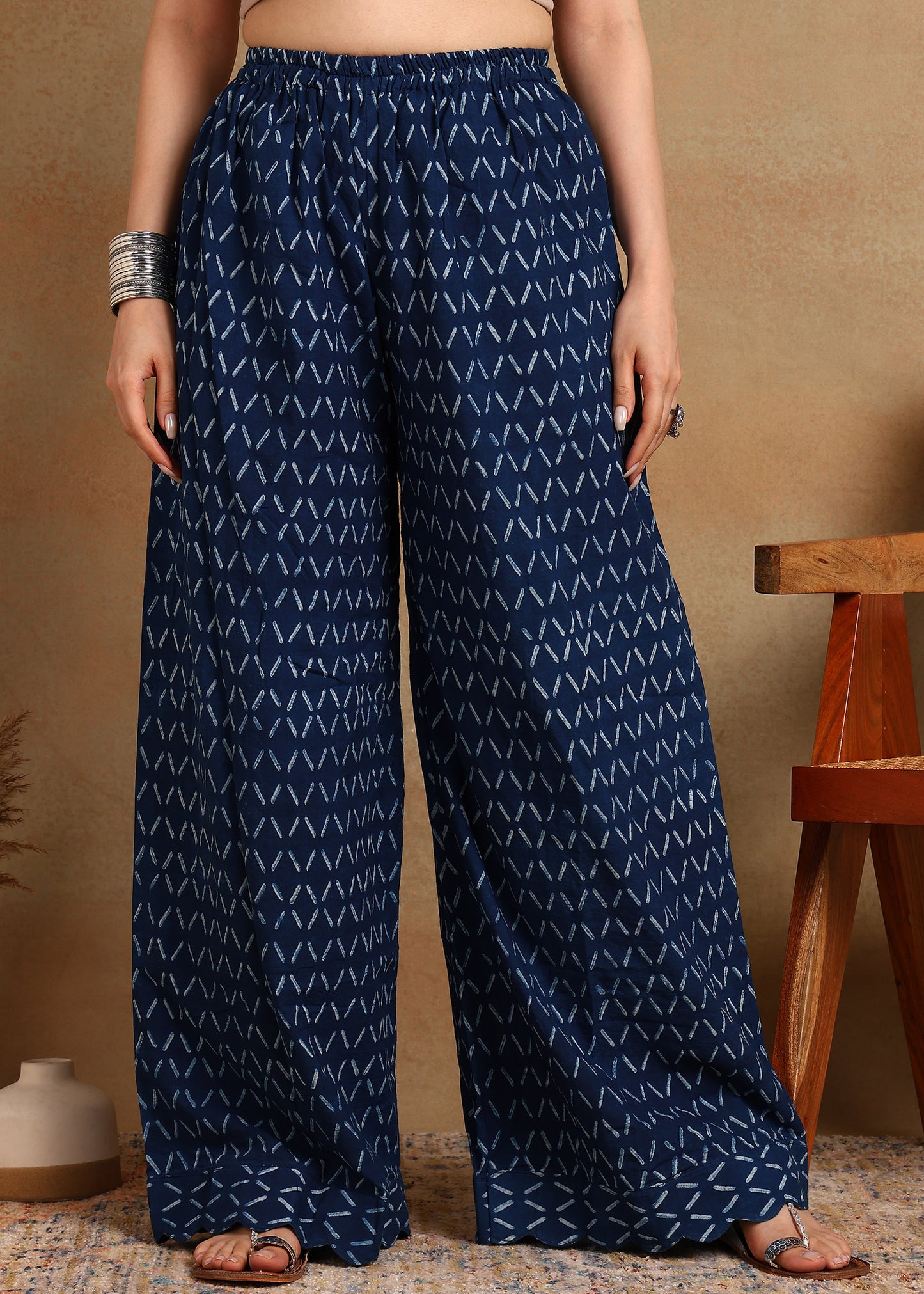 INDIGO PRINTED STRAIGHT SUIT