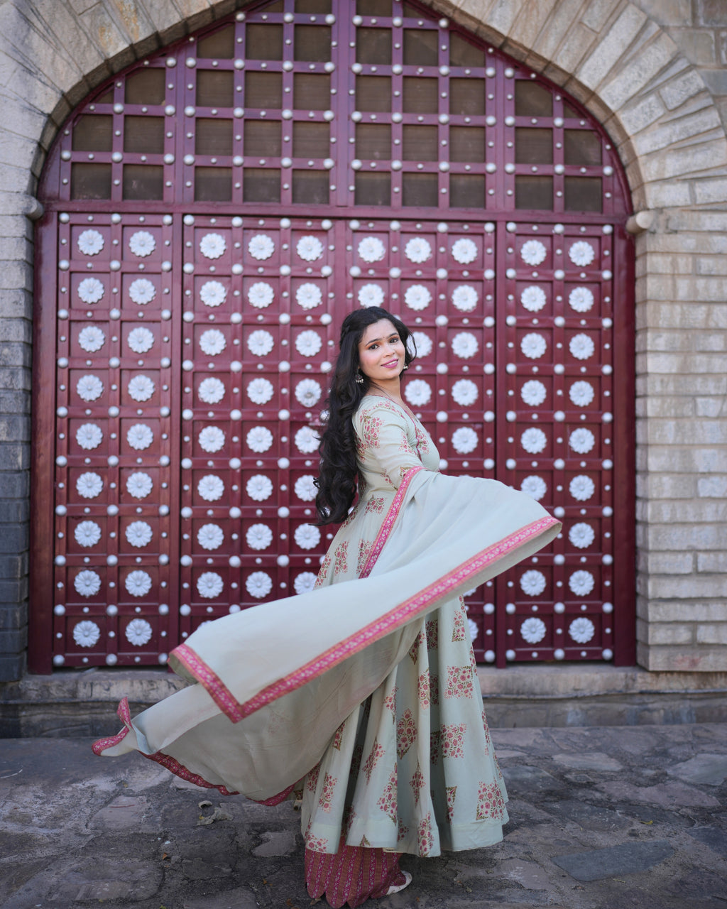 PISTACHIO ROYAL ETHINIC SUIT SET