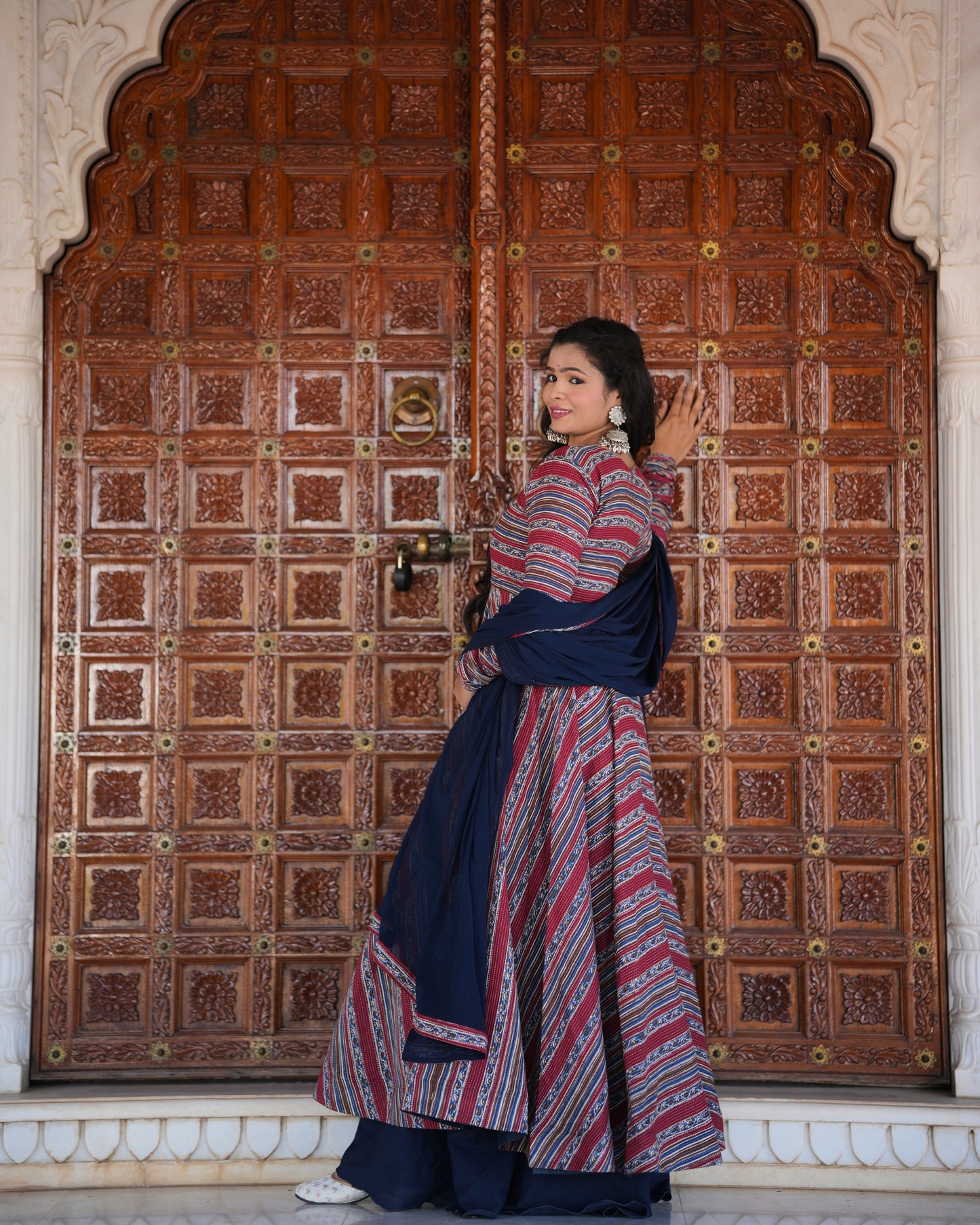 ROYAL STRIPED ANARKALI SUIT SET