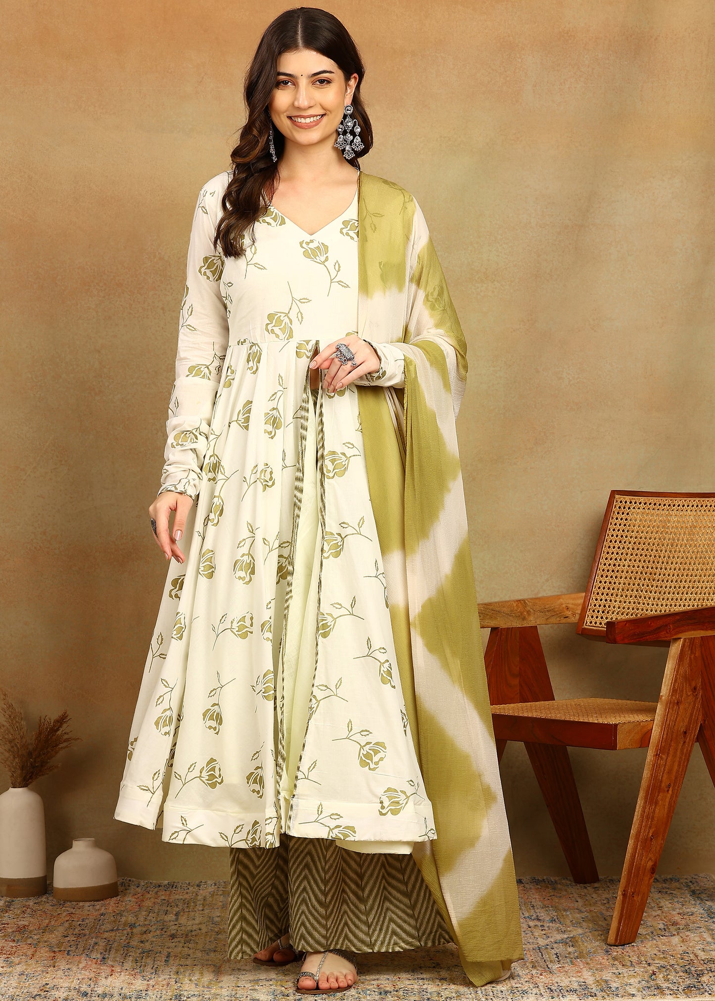 WHITE CUT ANARKALI SUIT SET