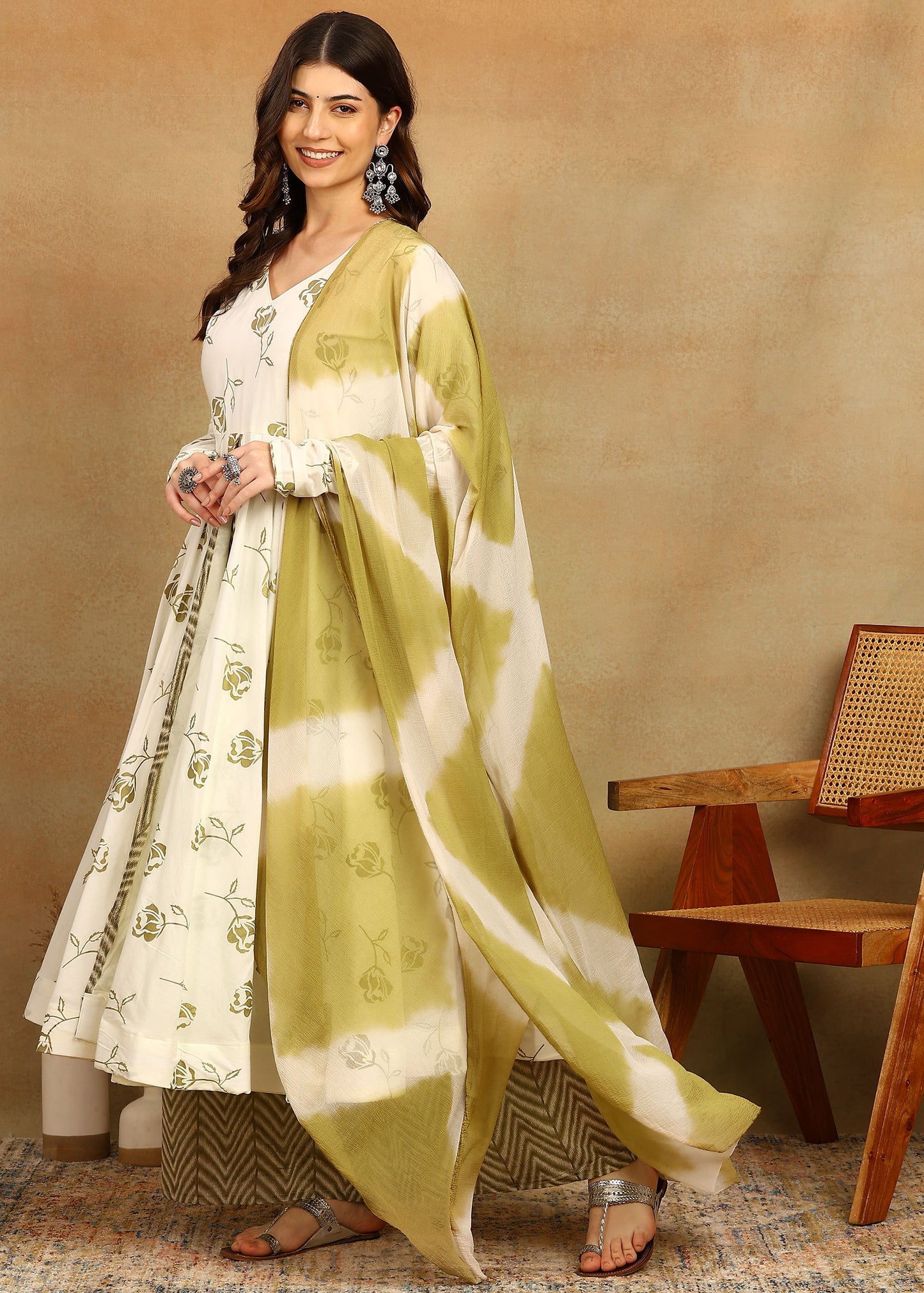 WHITE CUT ANARKALI SUIT SET