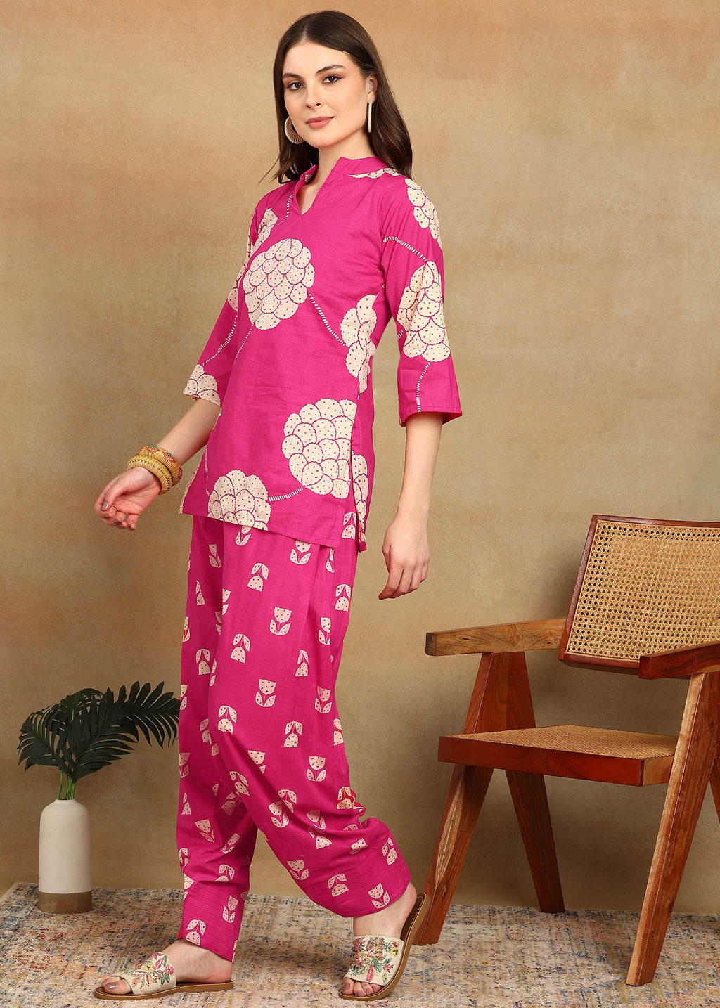 PINK FLORAL KURTA SET