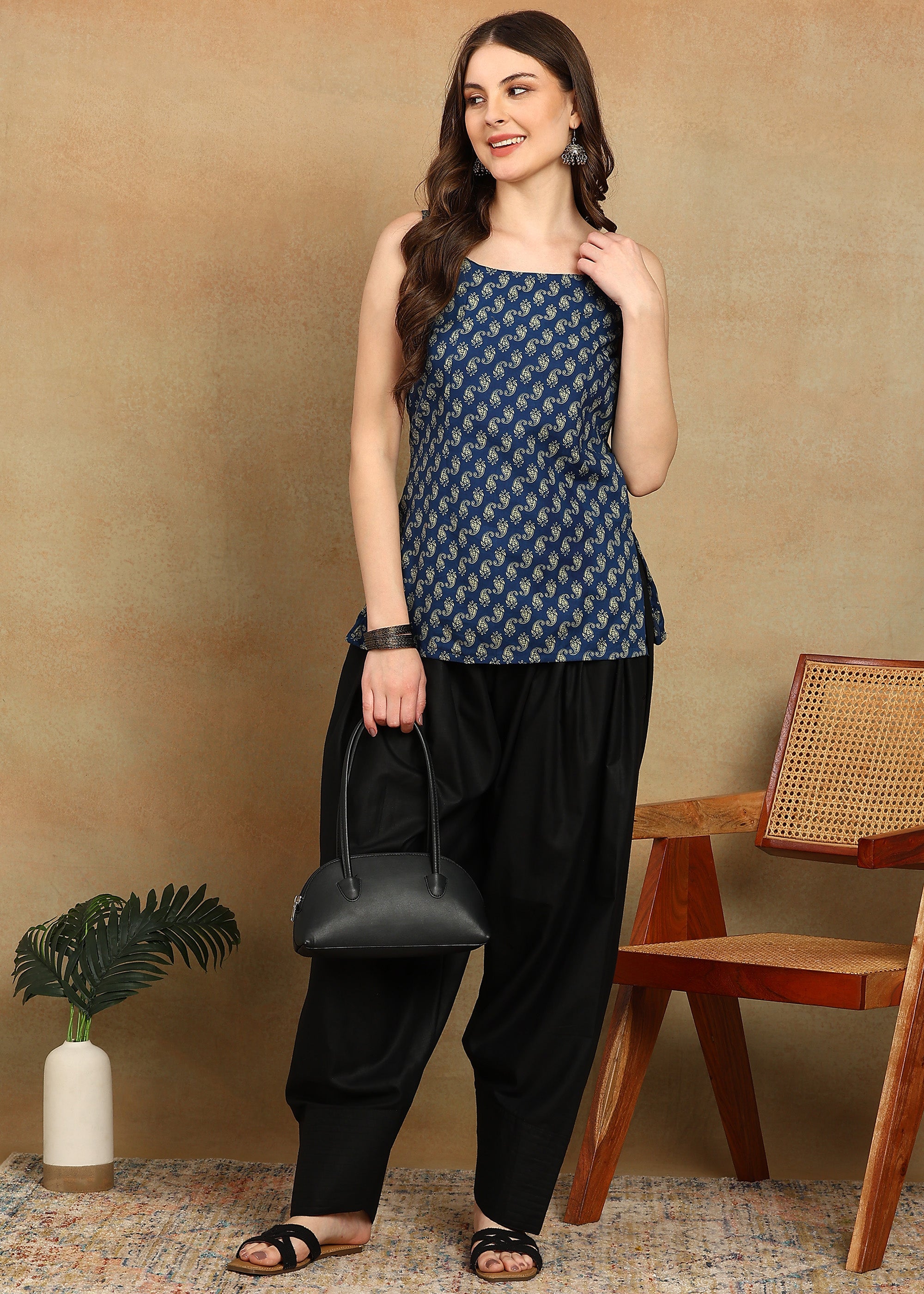 BLACK FARSI SALWAR