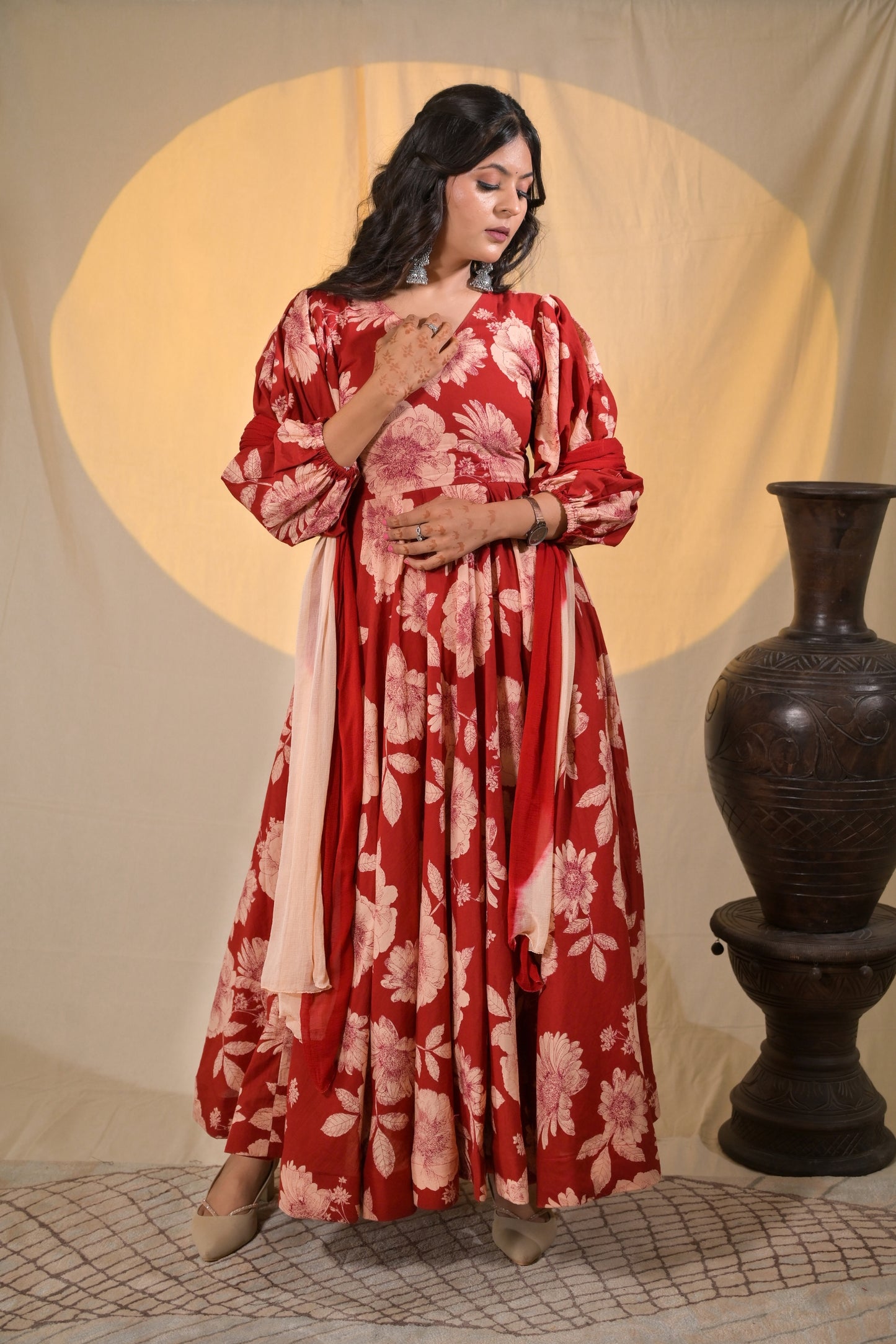 CRIMSON BLOOM PUFFED SLEEVES SUIT SET