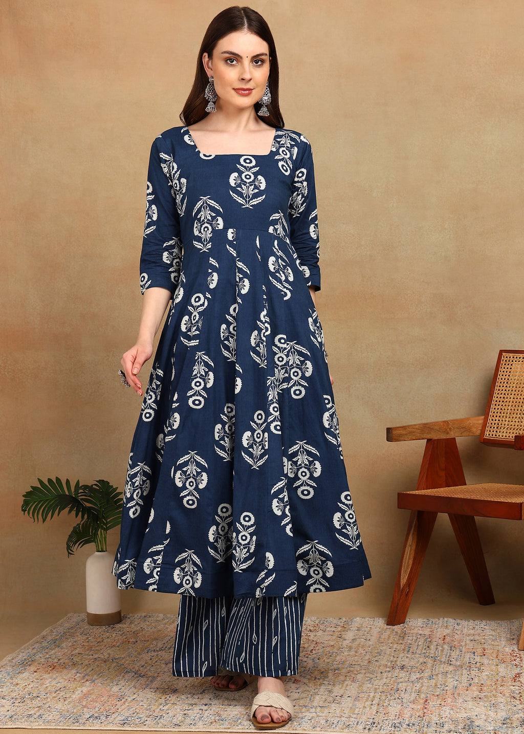 INDIGO FLORAL ANARKALI SUIT SET