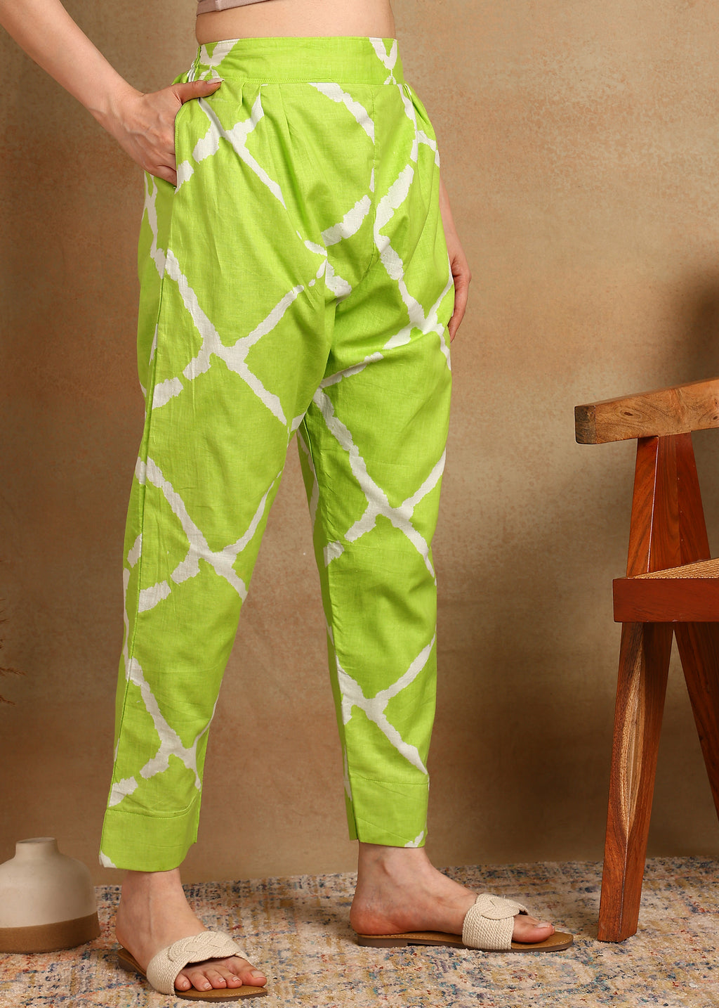 GREEN CHECKS STRAIGHT SUIT SET